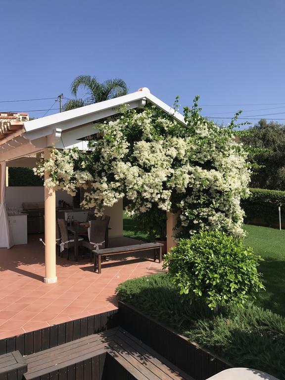 Casa Mocho Branco Bed & Breakfast Loule Exterior photo